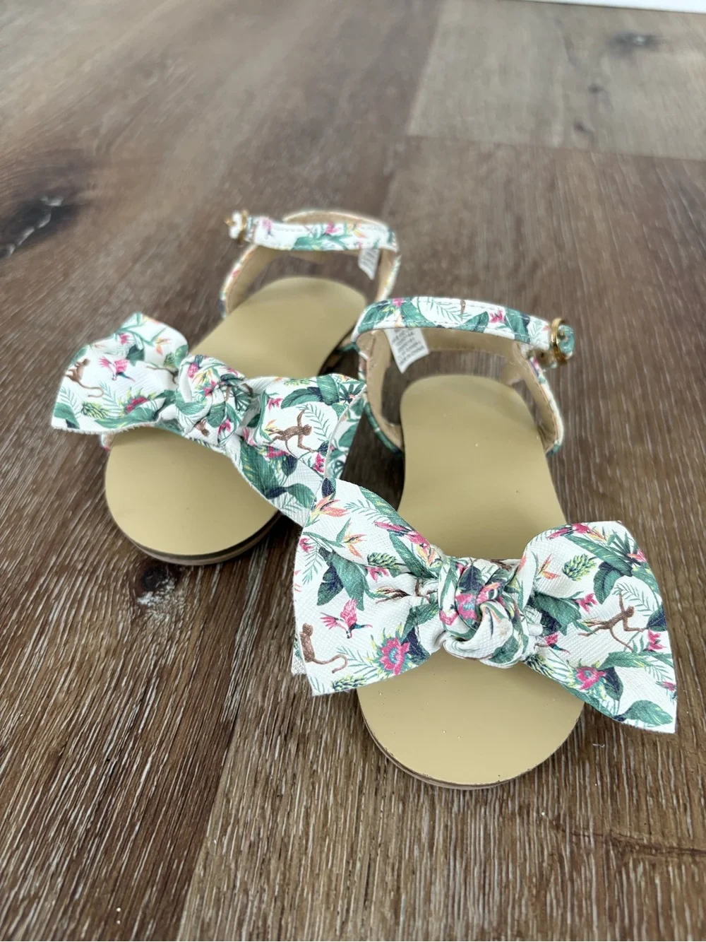 EUC Janie and Jack Tropical Jangle Bow Sandal Size: Toddler 6C| Vacation, Summer